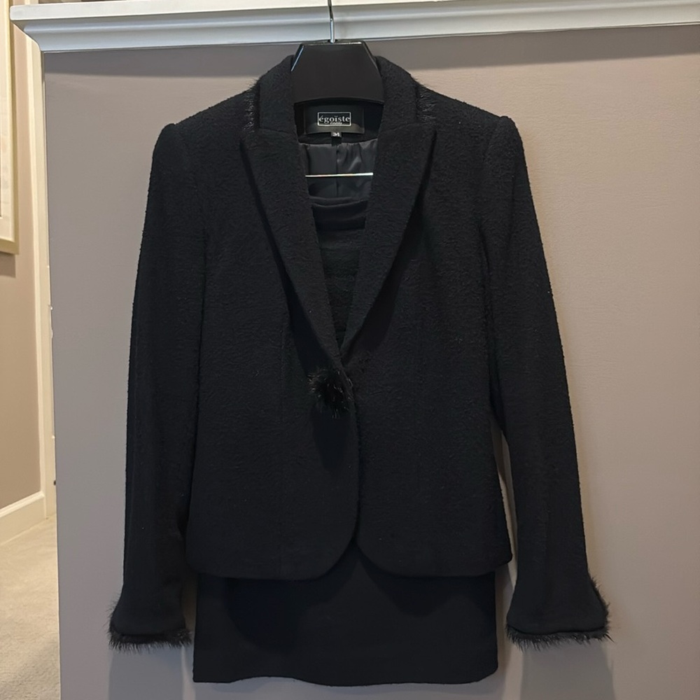 100% black wool size 34/2 suit made in France by Egoiste